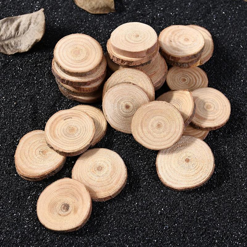 Load image into Gallery viewer, 100Pcs Pine Wood Slices Double-sided Natural Round Wood Chips DIY Handmade Home Decoration Photograghy Props(Below 3cm Diameter) - ZBAITU