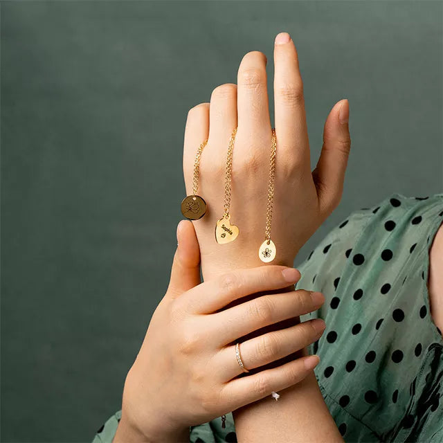 I18n Error: Missing interpolation value "imagealt" for "Lataa kuva gallerian katseluohjelmaan {{ imagealt }}"