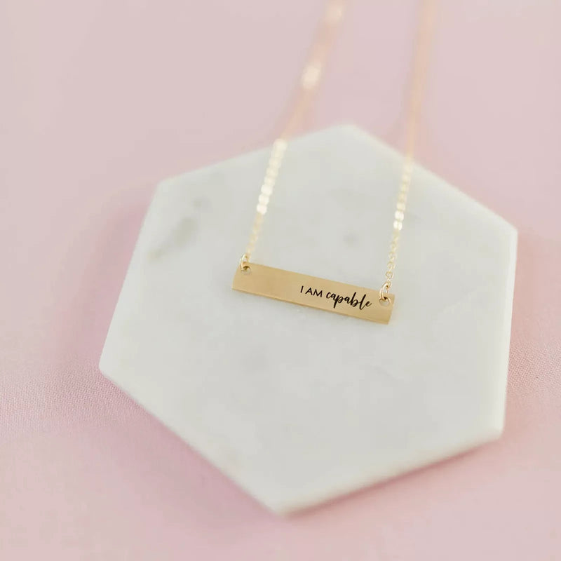 I18n Error: Missing interpolation value "imagealt" for "Lataa kuva gallerian katseluohjelmaan {{ imagealt }}"